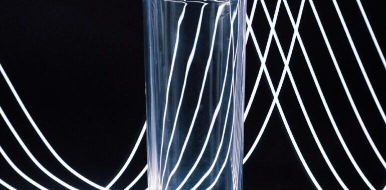 Découvrez les plus beaux vases en verre pour sublimer votre intérieur